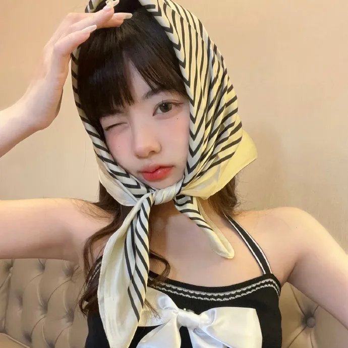 自杀突袭队封面
